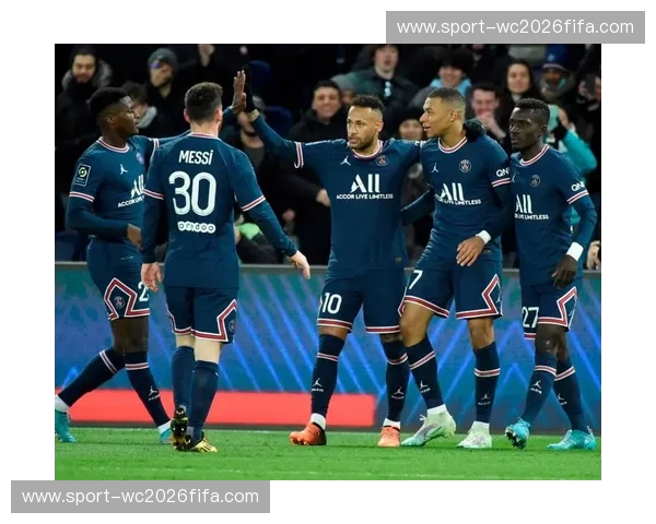 烽火再燃！巴黎圣日耳曼vs马赛，法甲巅峰对决，直播信号锁定，不容错过的绿茵盛宴！