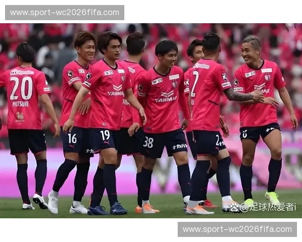 大阪樱花vs红：一场视觉与情感的盛宴